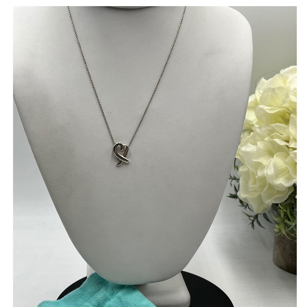 Tiffany & Co. Paloma Picasso 925 Sterling Silver Loving Open‎ Heart Necklace